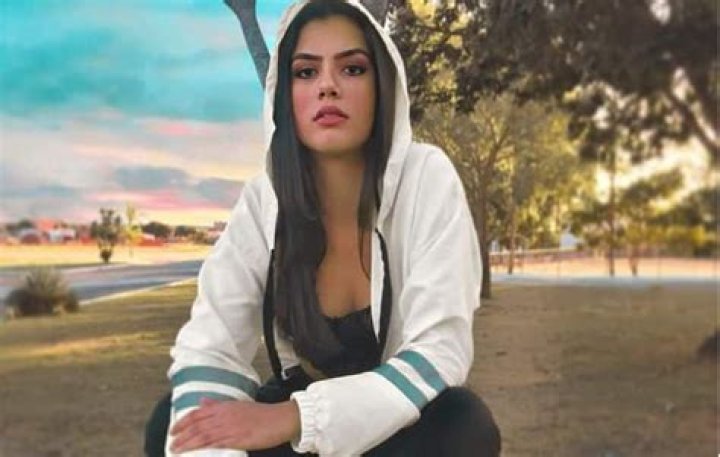 Victoria Medeiros: biography, age, height, net worth, wiki, nationality
